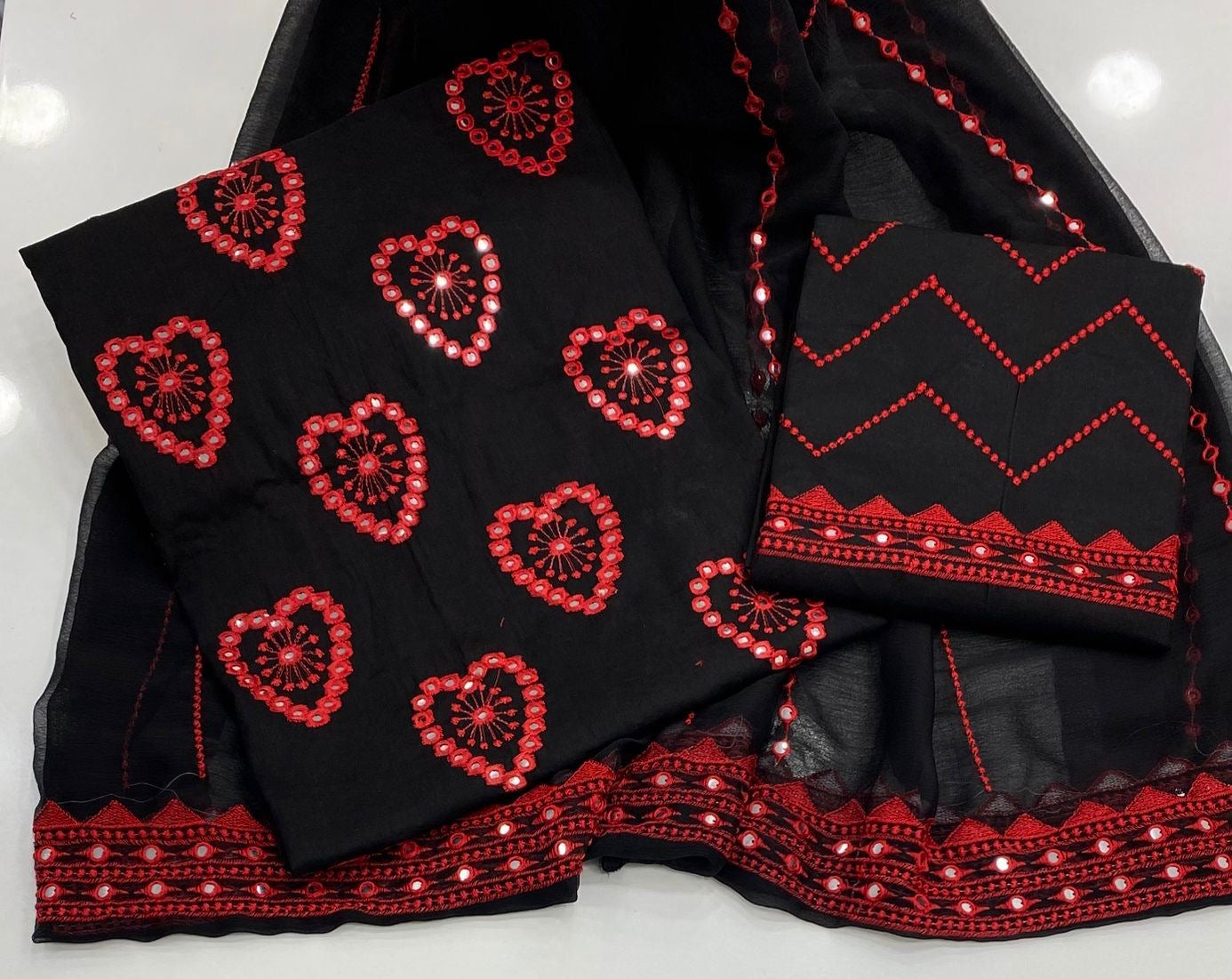 9MM Sitara Heart Embroidered Fancy 3pc Dress 👗