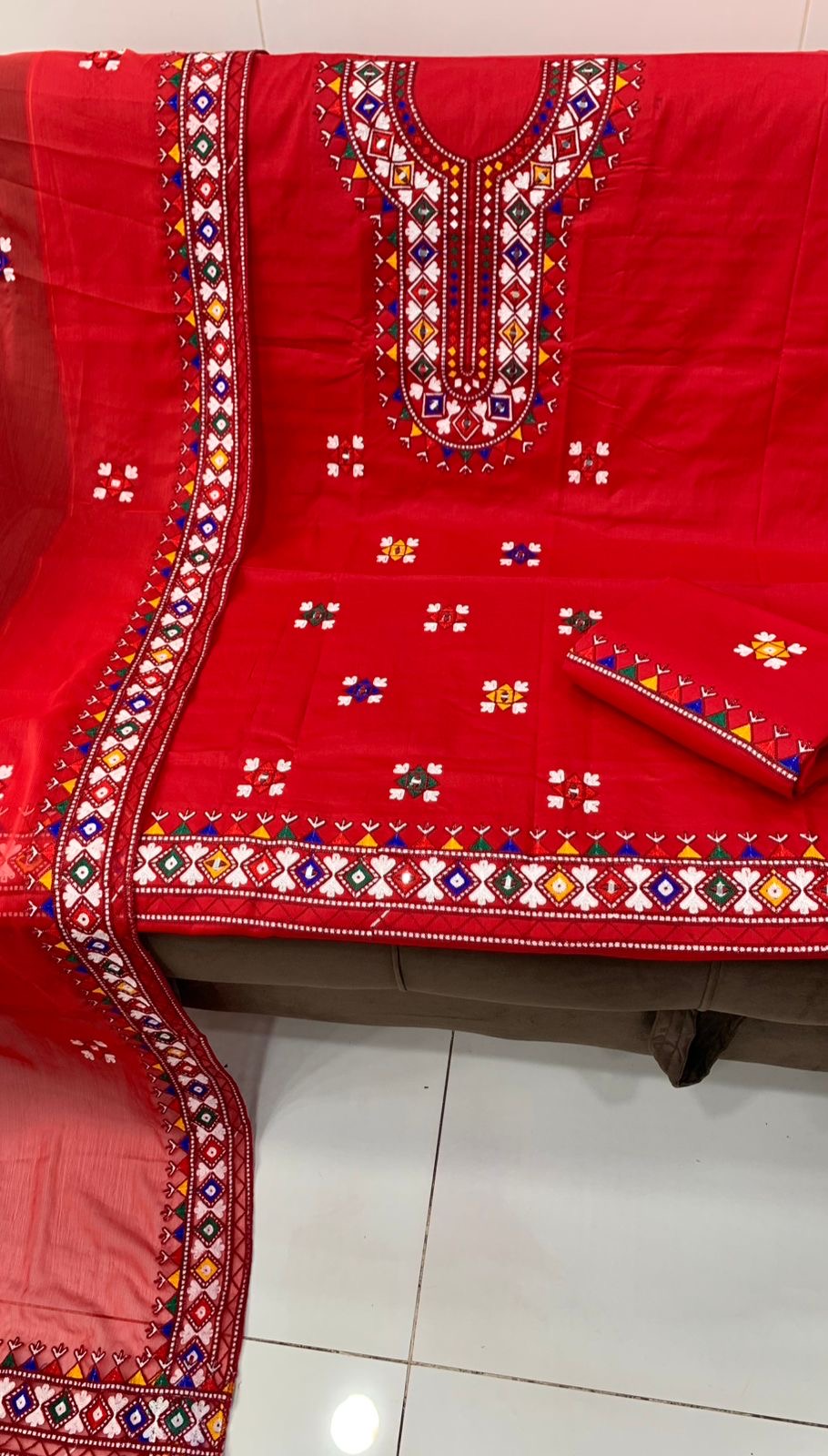 Traditional Sindhi Ari Work 3-Piece Dress 👗