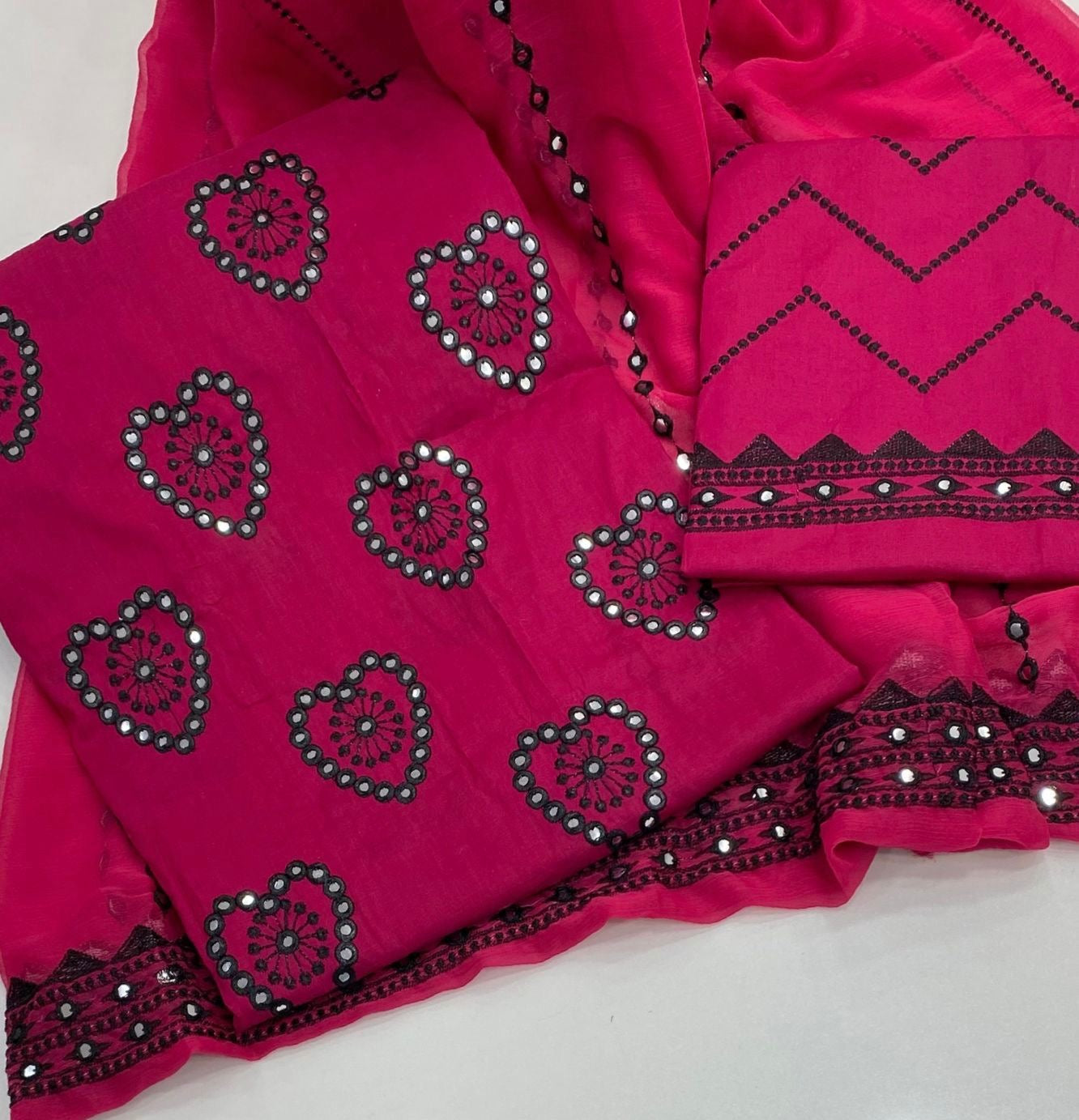9MM Sitara Heart Embroidered Fancy 3pc Dress 👗