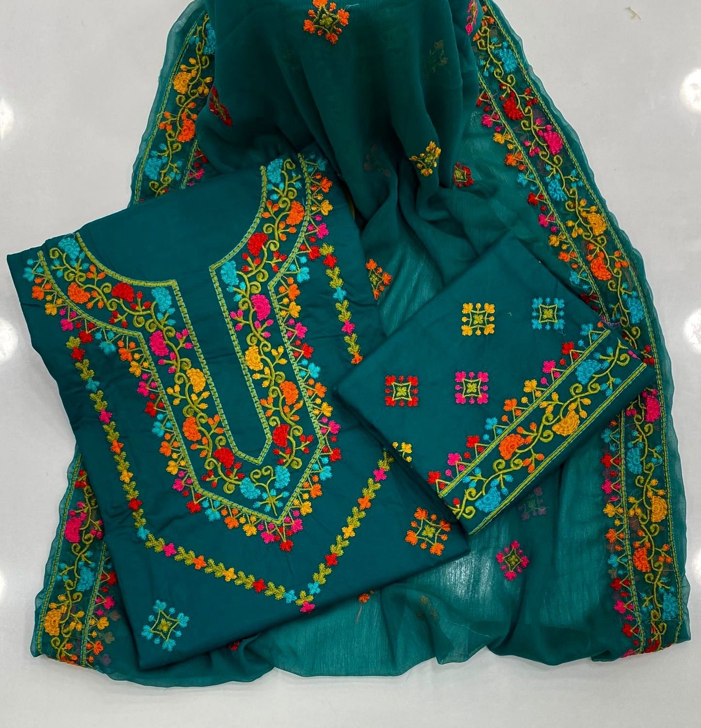 Pakka Handmade Work Style Computer Multi Embroidered 3pc Dress 👗