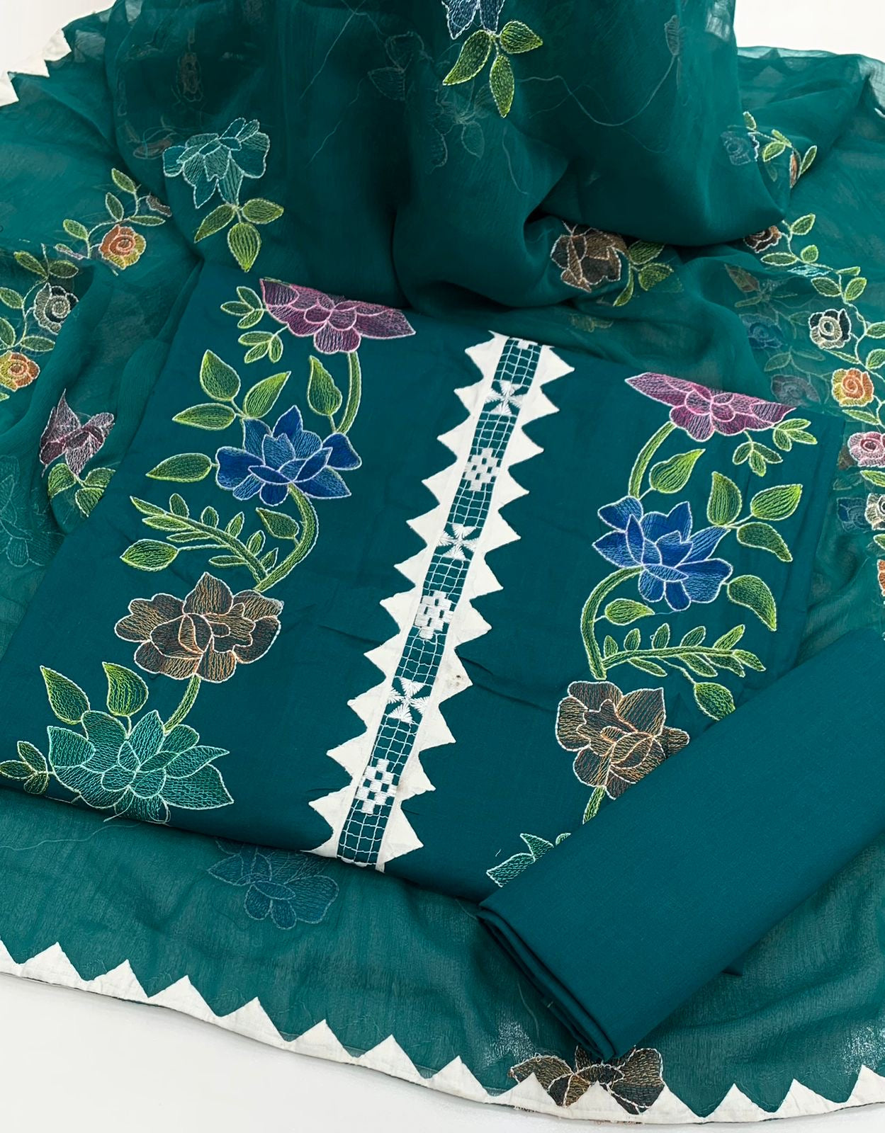 Kacha Tanka Flower Machine Embroidered With Applic Handwork 3pc Dress 👗
