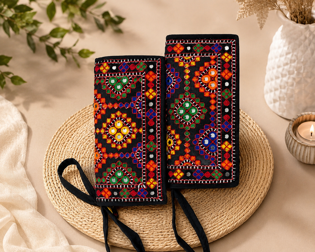 Multi Thick Thread Sitara Embroidery Small Clutches – (Pack of 2)