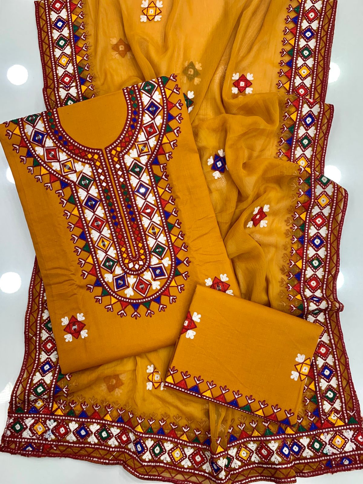 Traditional Sindhi Ari Work 3-Piece Dress 👗
