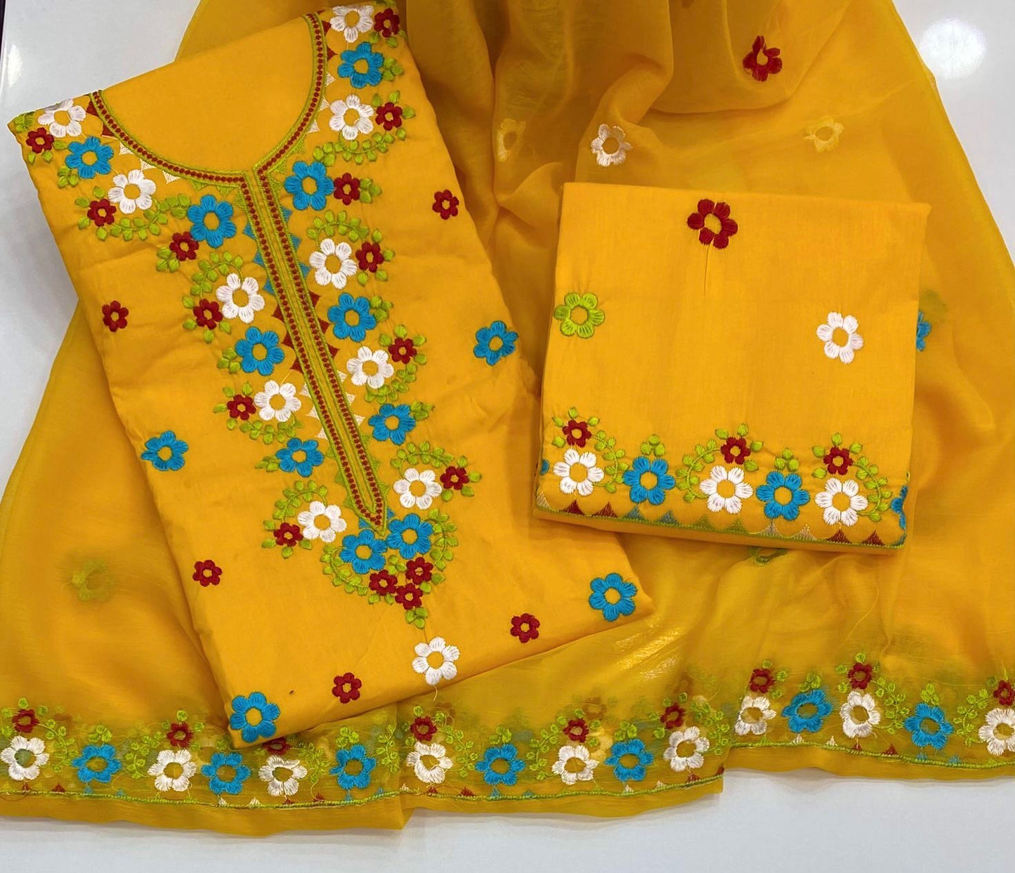 Applic Style Computer Embroiderd 3pc Dress 👗