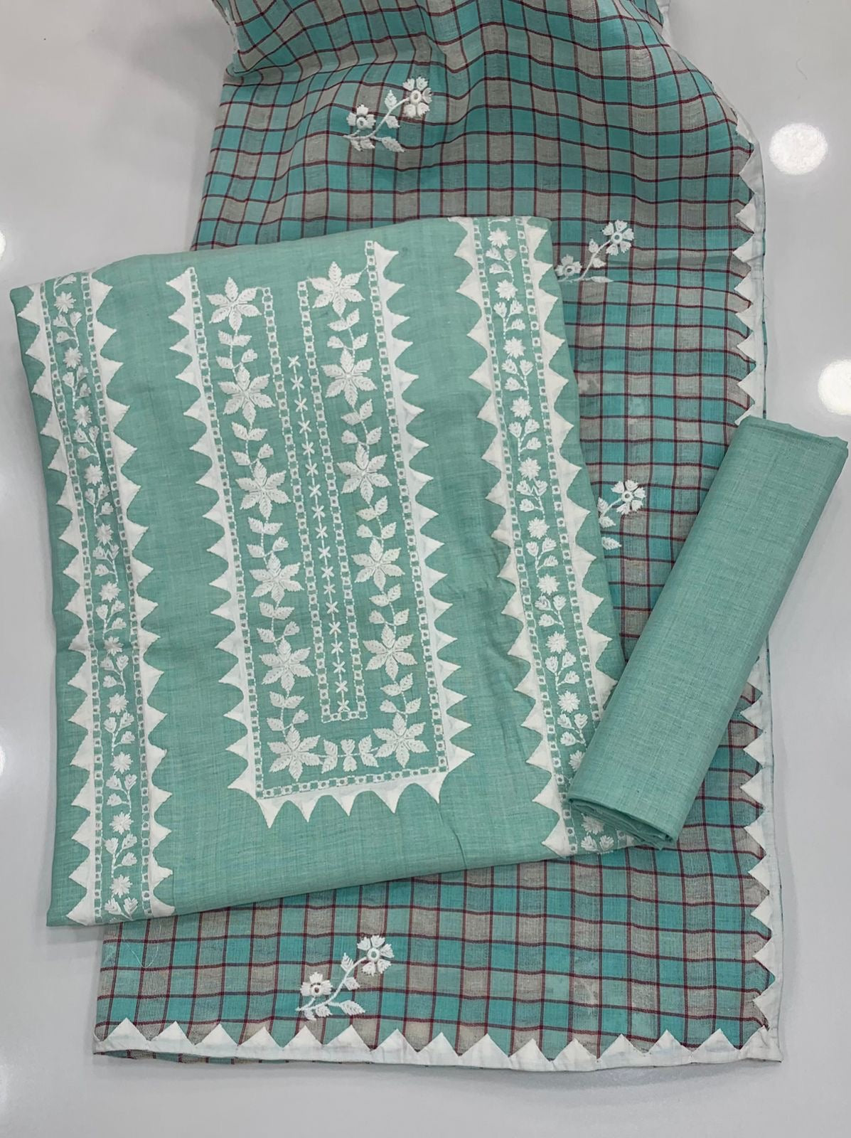 Winter 3-Piece Suit – Soft Cotton Khaddar with Applique & Embroidery