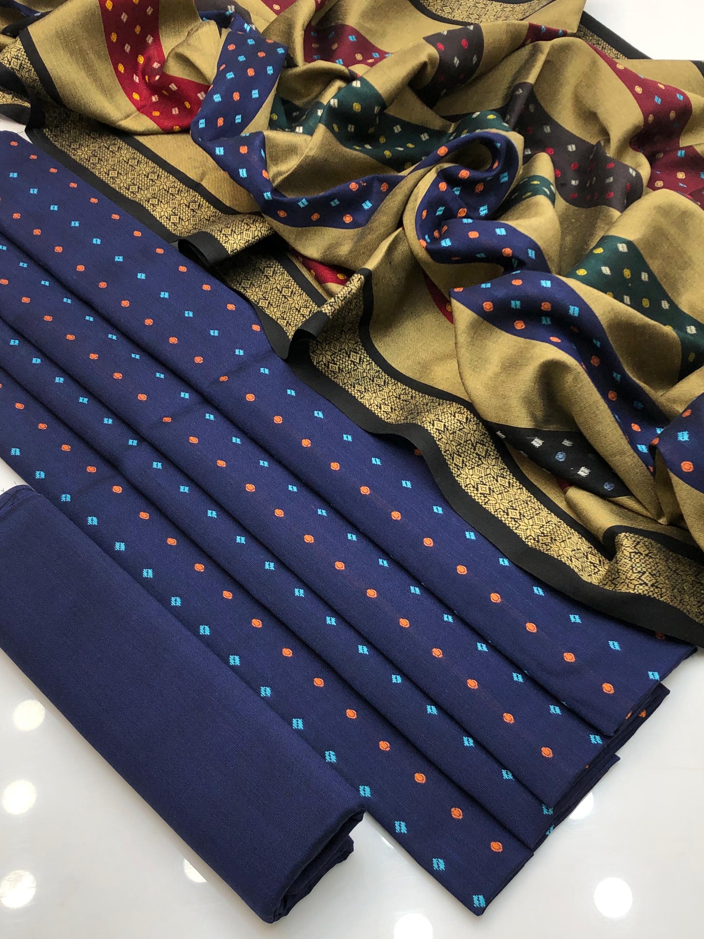 Premium Staple Susi Winter 3-Piece Suit – Self Printed Shirt, Plain Trouser & Jaquard Shawl Dupatta