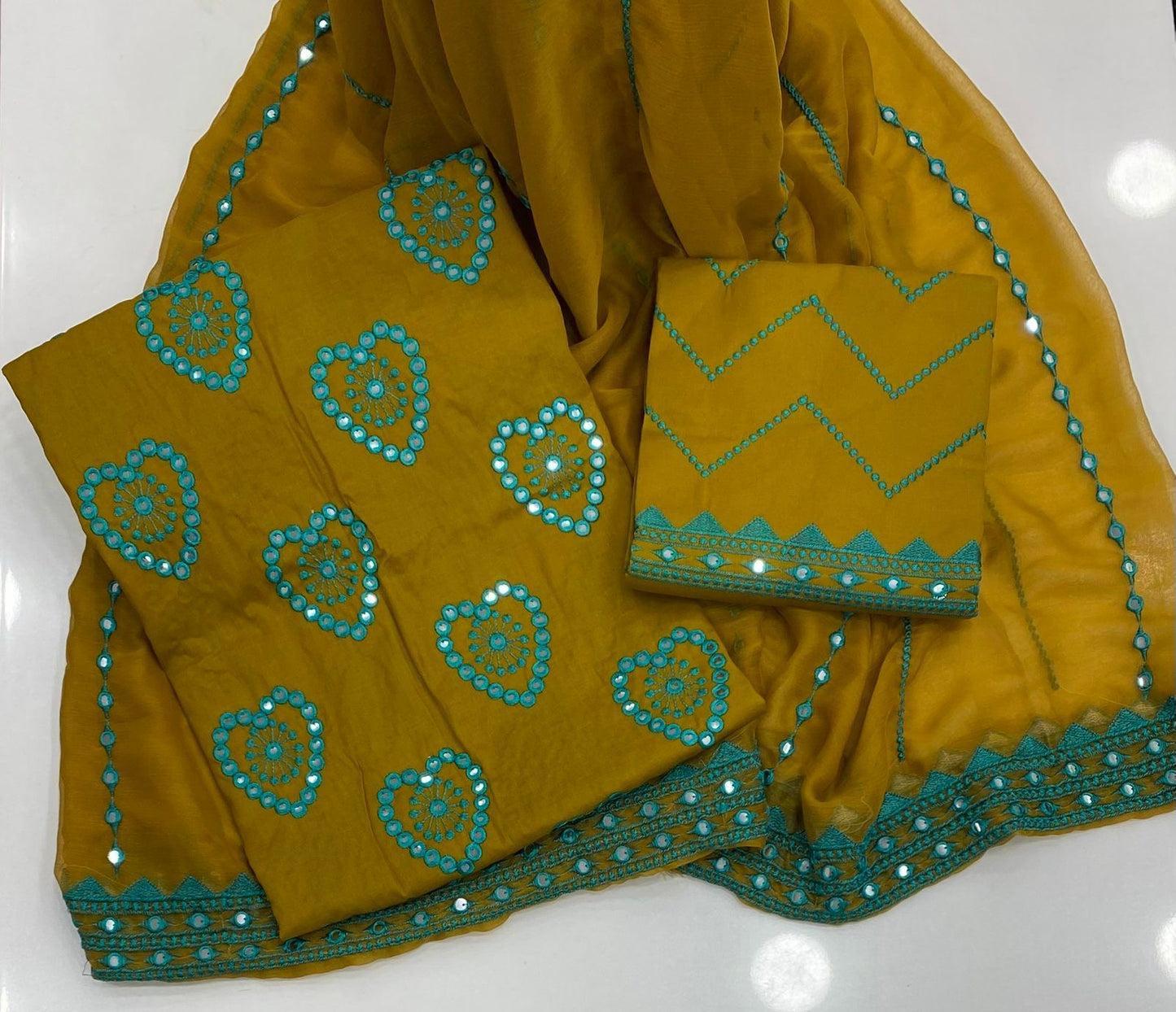 9MM Sitara Heart Embroidered Fancy 3pc Dress 👗