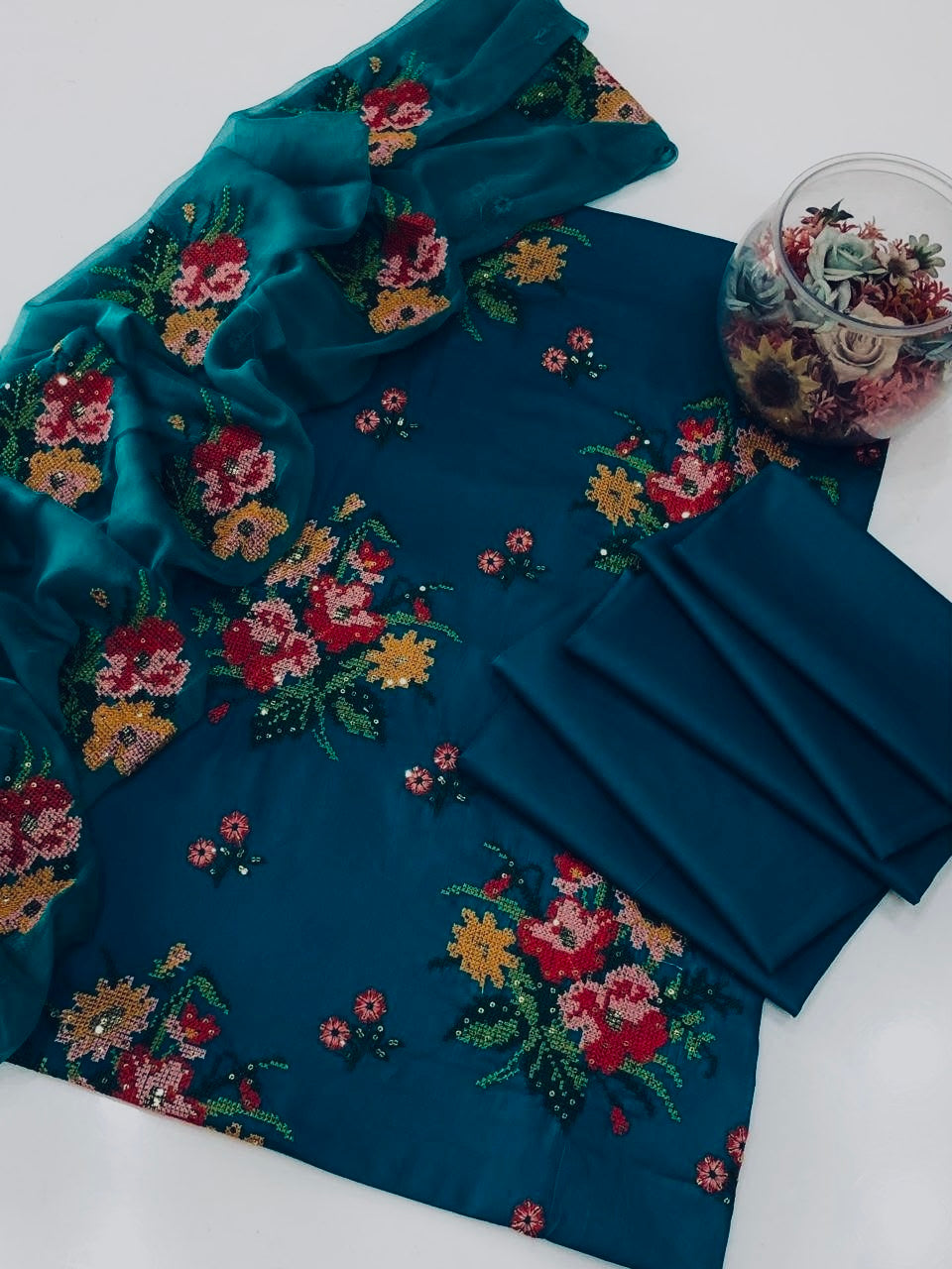 Cross Stitch Embroidery With Sequence Sitara Work 3pc Dress 👗