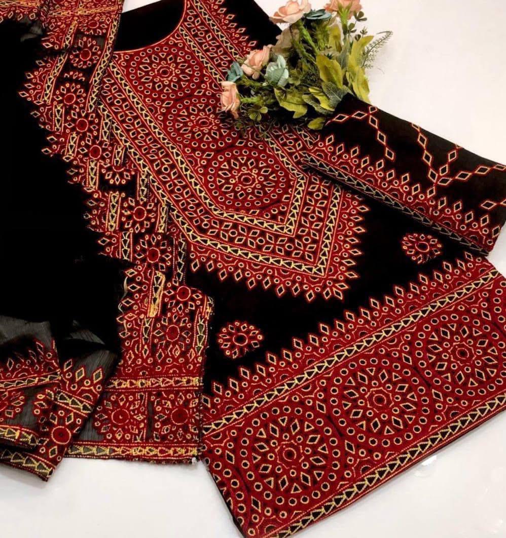 Balochi Arri Machine Embroidered 3pc Dresses