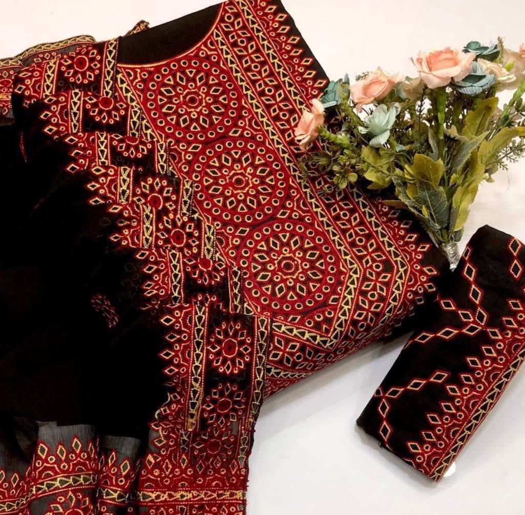Balochi Arri Embroidery Lawn Cotton Fabric With Chiffon Dupatta (4 Border) - 3PC Unstitch Dress π