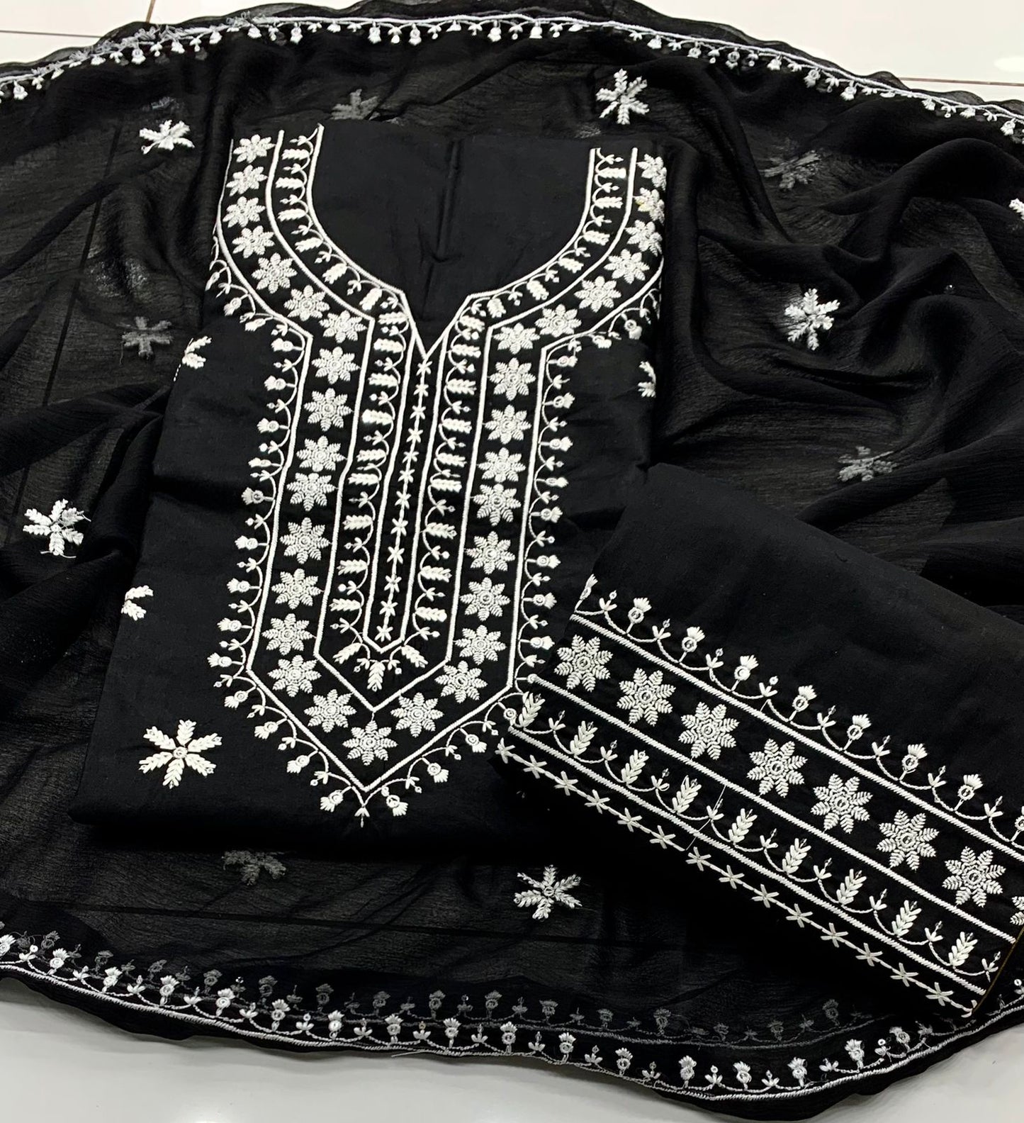 Two Side Sequence Embroidery Border Chiffon Dupatta 3pc Dresses 👗