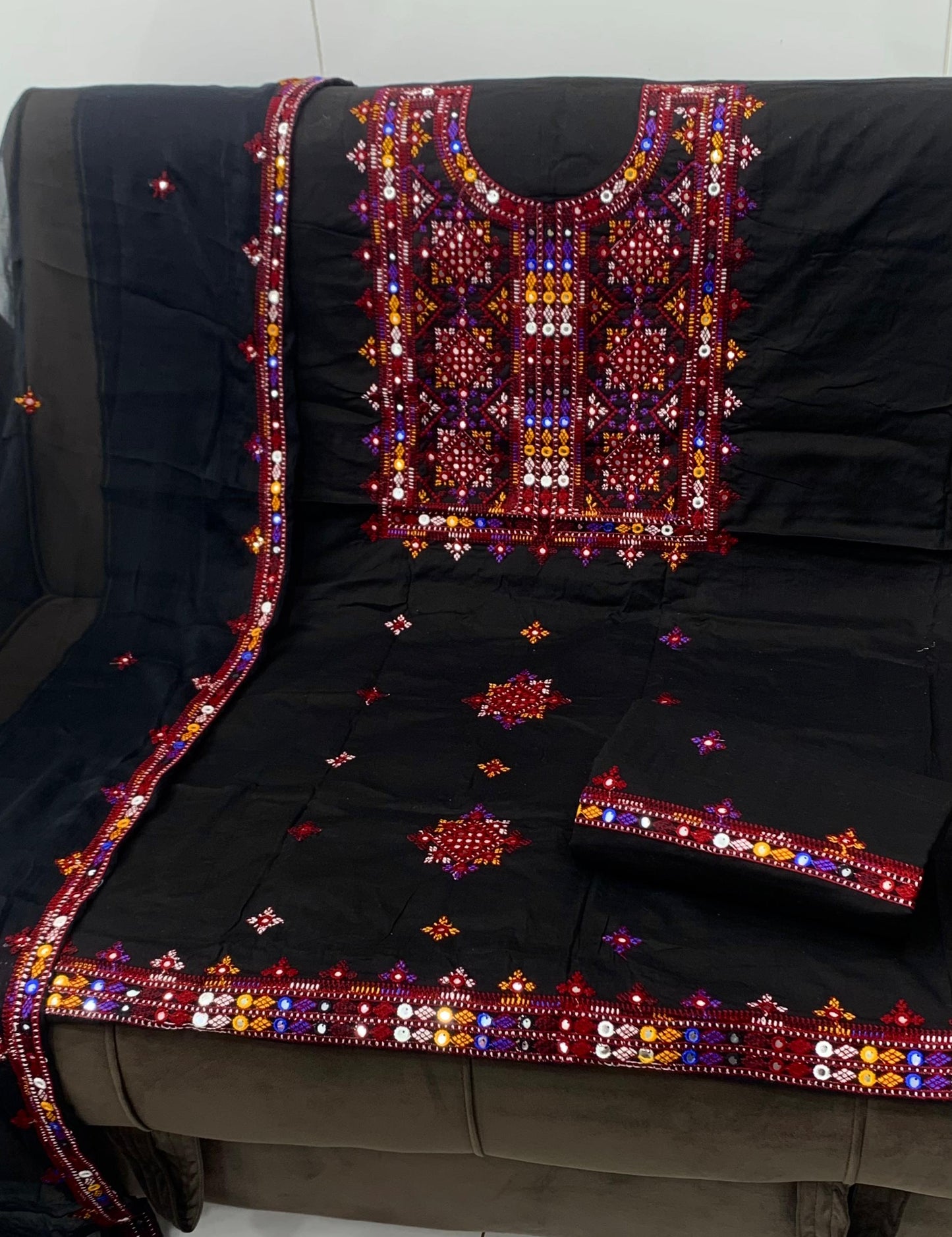 Balochi Thick Thread Work Fancy 3pc Dress 👗