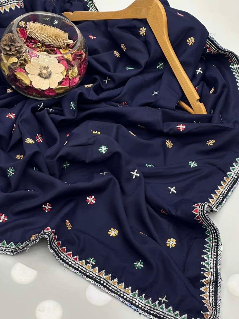Silver Zarri Sitara 4 Side Border Embroiderd Ladies Chadders