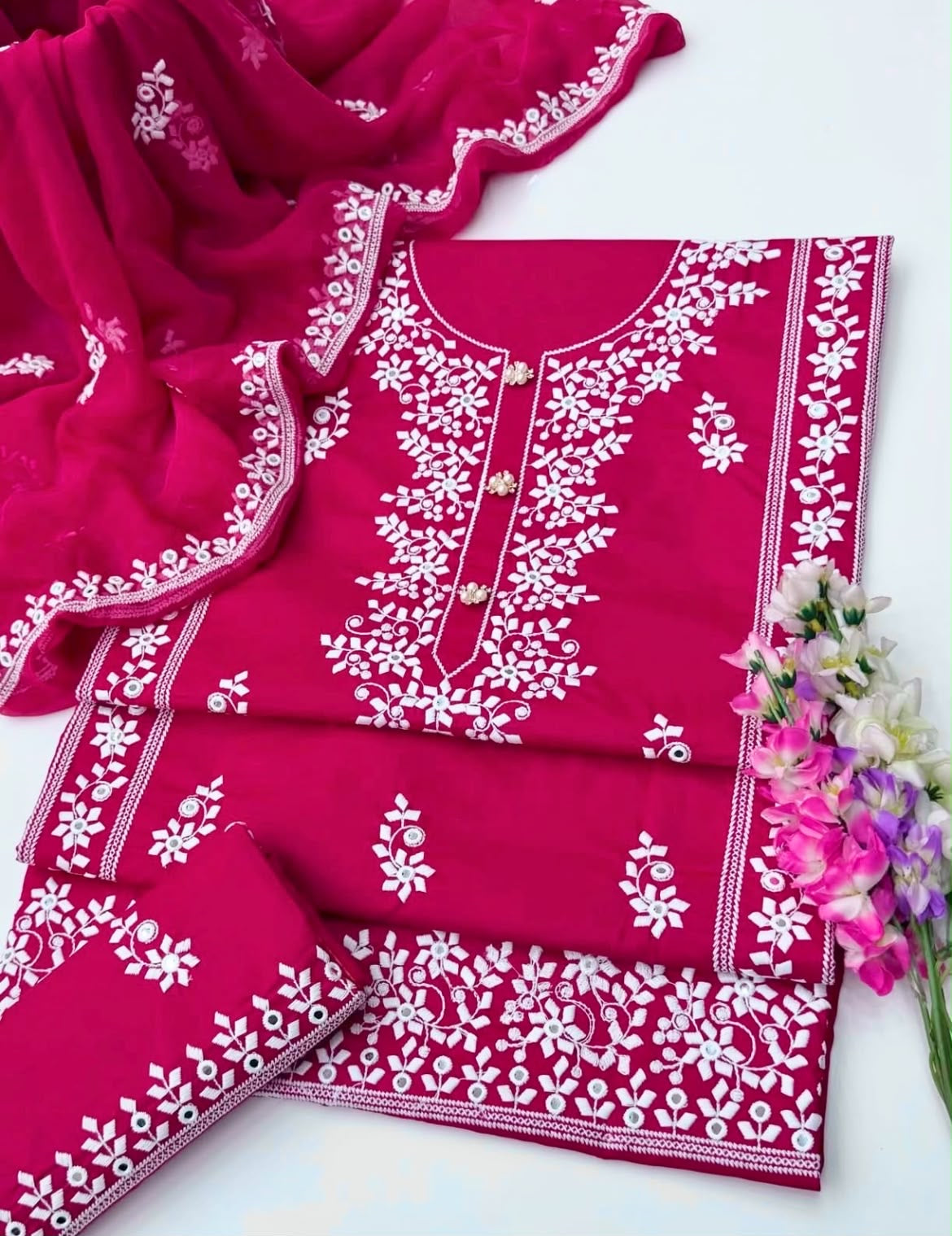Applic Patti Style Sitara Embroidered Lawn Cotton Shirt & Trouser with Chiffon Embroidered Dupatta - 3PC Unstitch Dress 👗