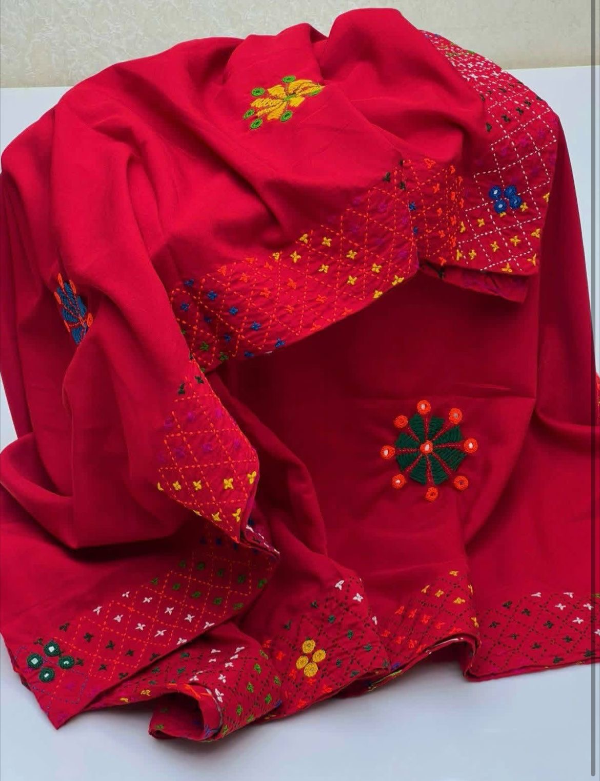 Handmade 4 Side Border Multi Tanka Floral Mirror Work Chaddar – Swiss Voile Fabric