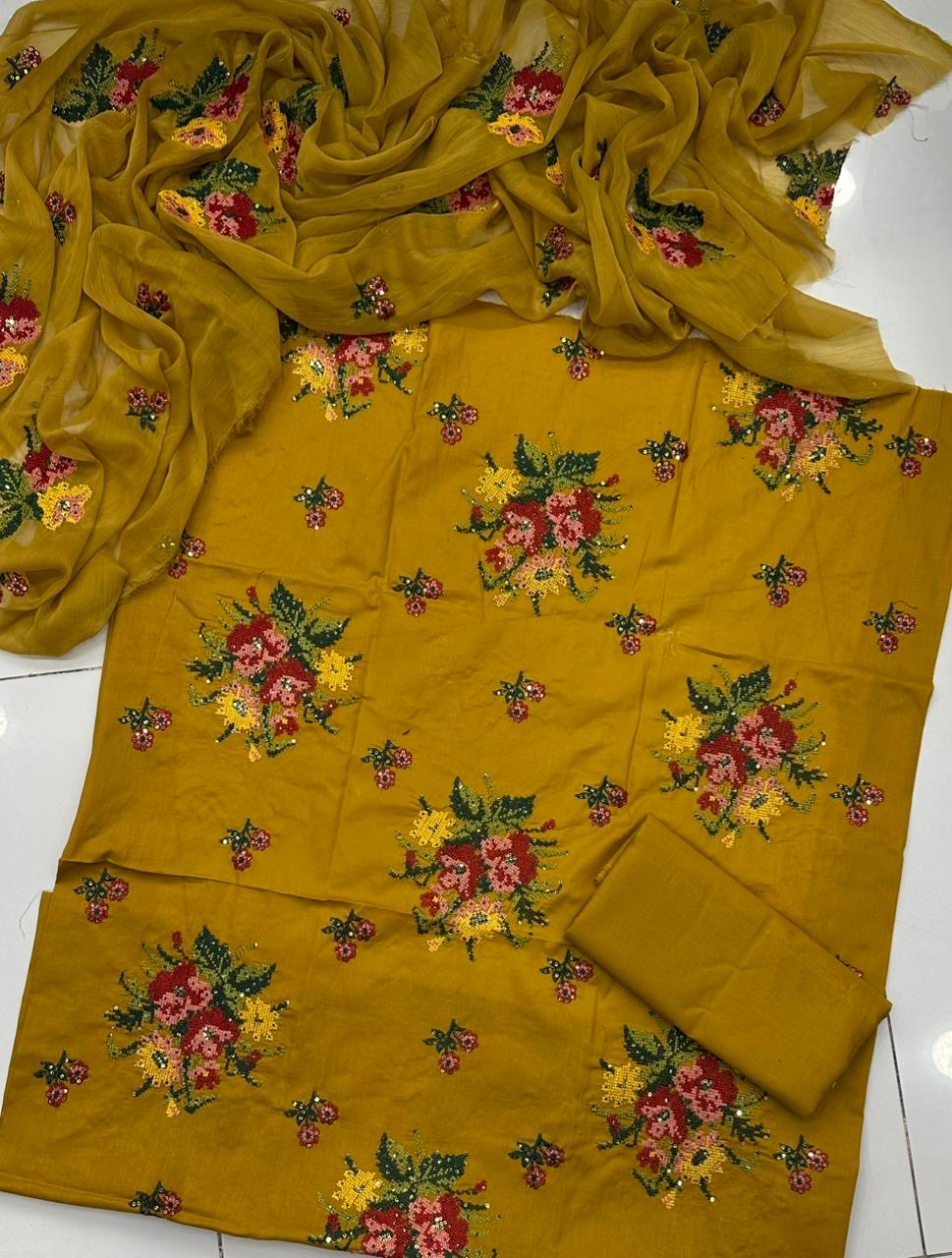 Cross Stitch Embroidery With Sequence Sitara Work 3pc Dress 👗