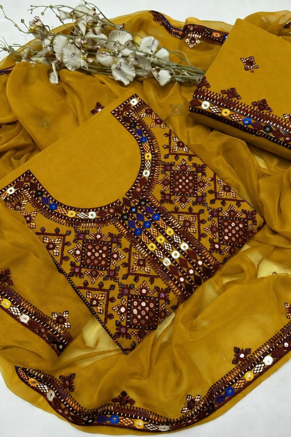 Balochi Thick Thread Sitara Embroidery Lawn Cotton With Chiffon Dupatta - 3PC Unstitch Dress 👗