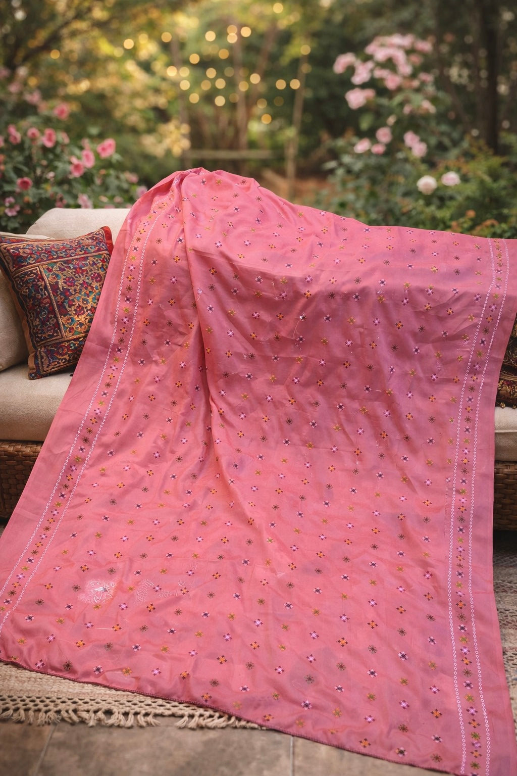 Elegant Swiss Lawn Chadar with All-Over Canvas Boti Embroidery & Two Side Border
