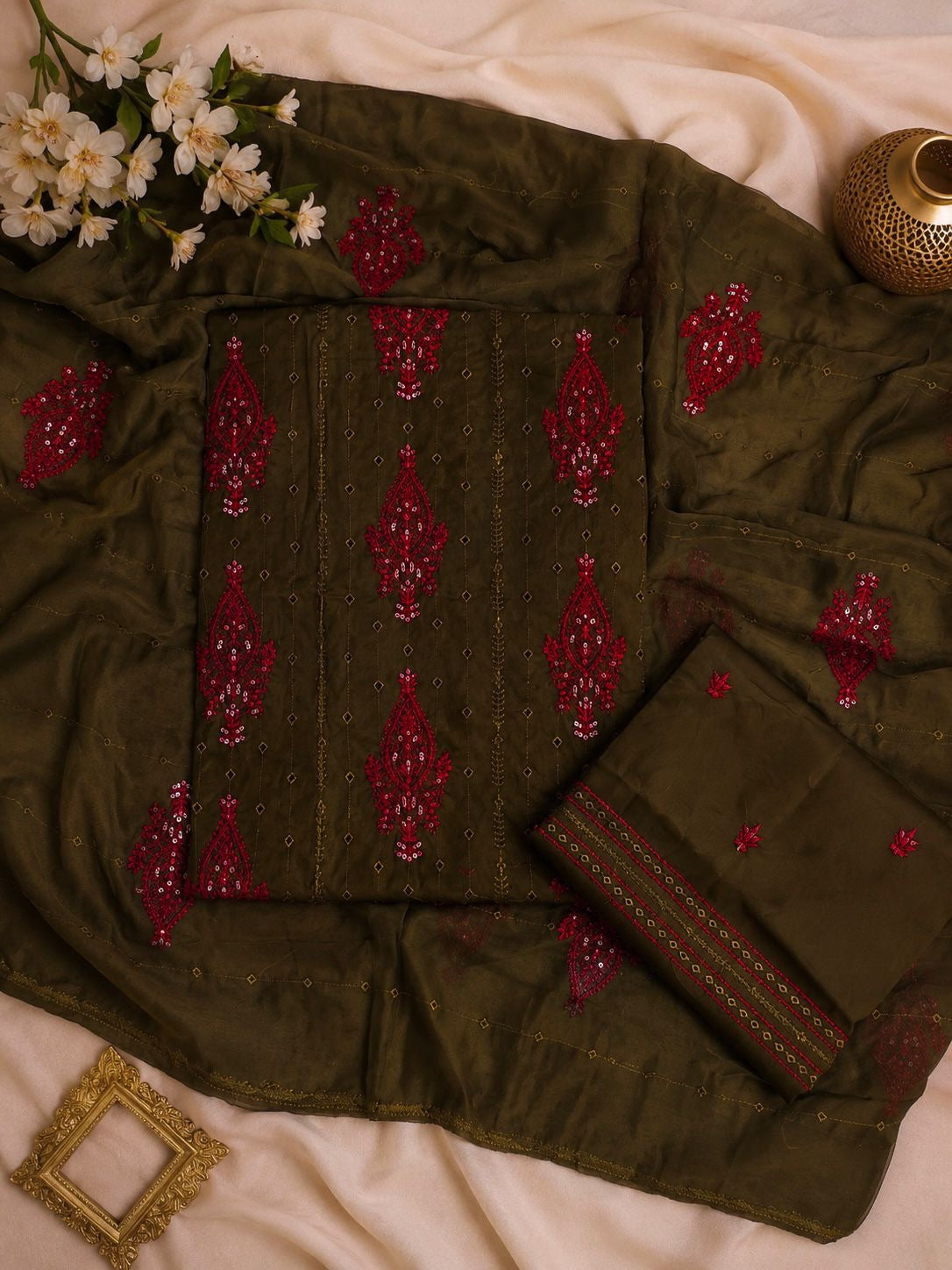 Bouring 3MM Sitara Sequence Work Embroidery Lawn Cotton with Chiffon Dupatta - 3PC Unstitch Dress 👗