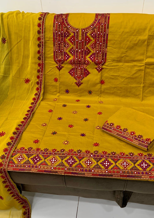 Balochi Arri Sitara Work 3pc Dress 👗
