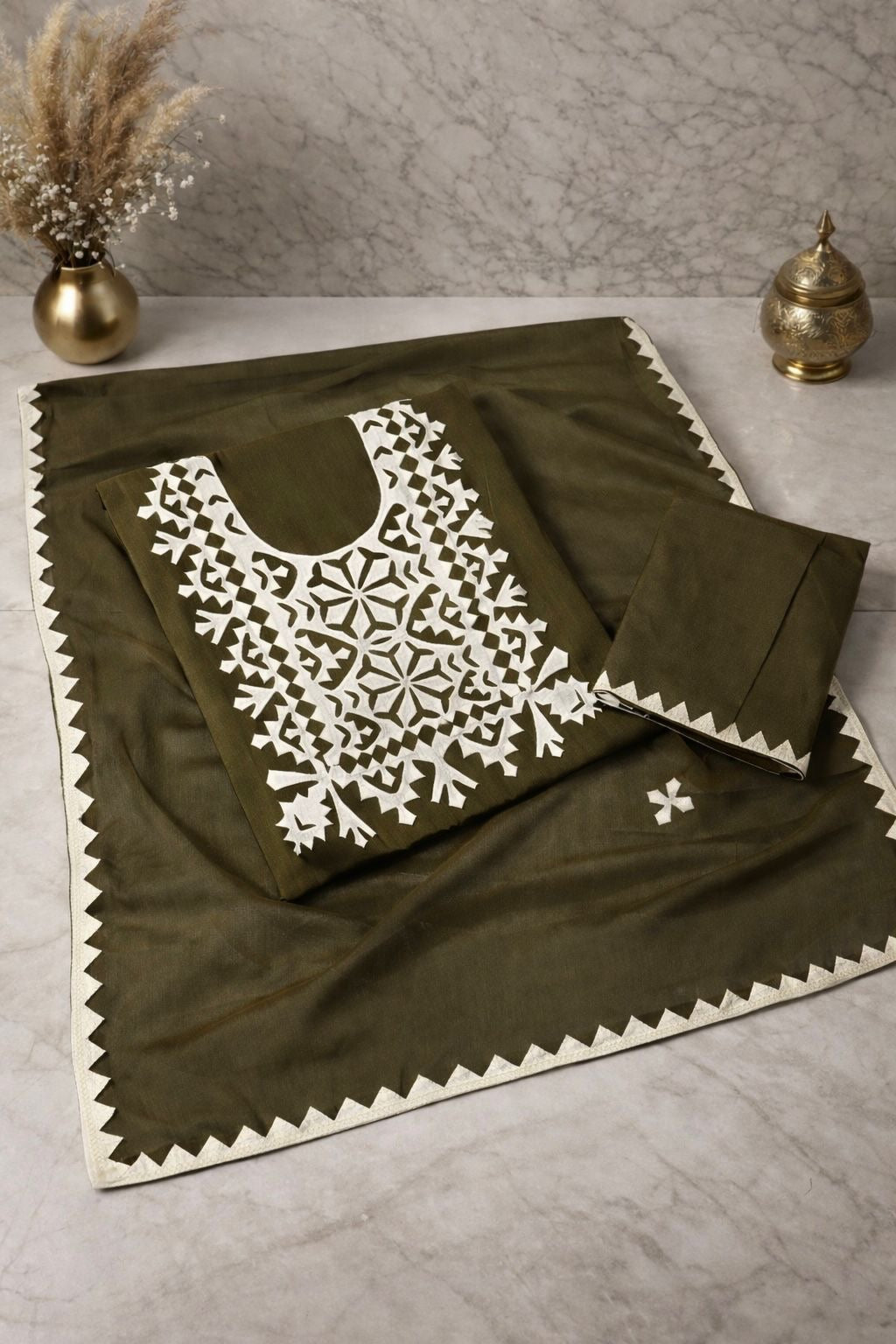 Pure Fancy Handmade Applique Work Soft Cotton Suit with Chiffon Dupatta – 3 Piece Unstitched Dress 👗