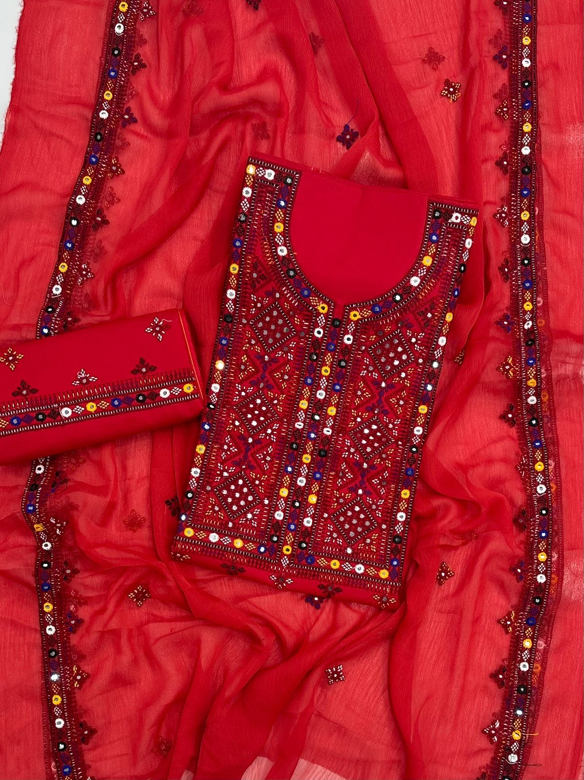 Balochi Thick Thread Work Fancy 3pc Dress 👗