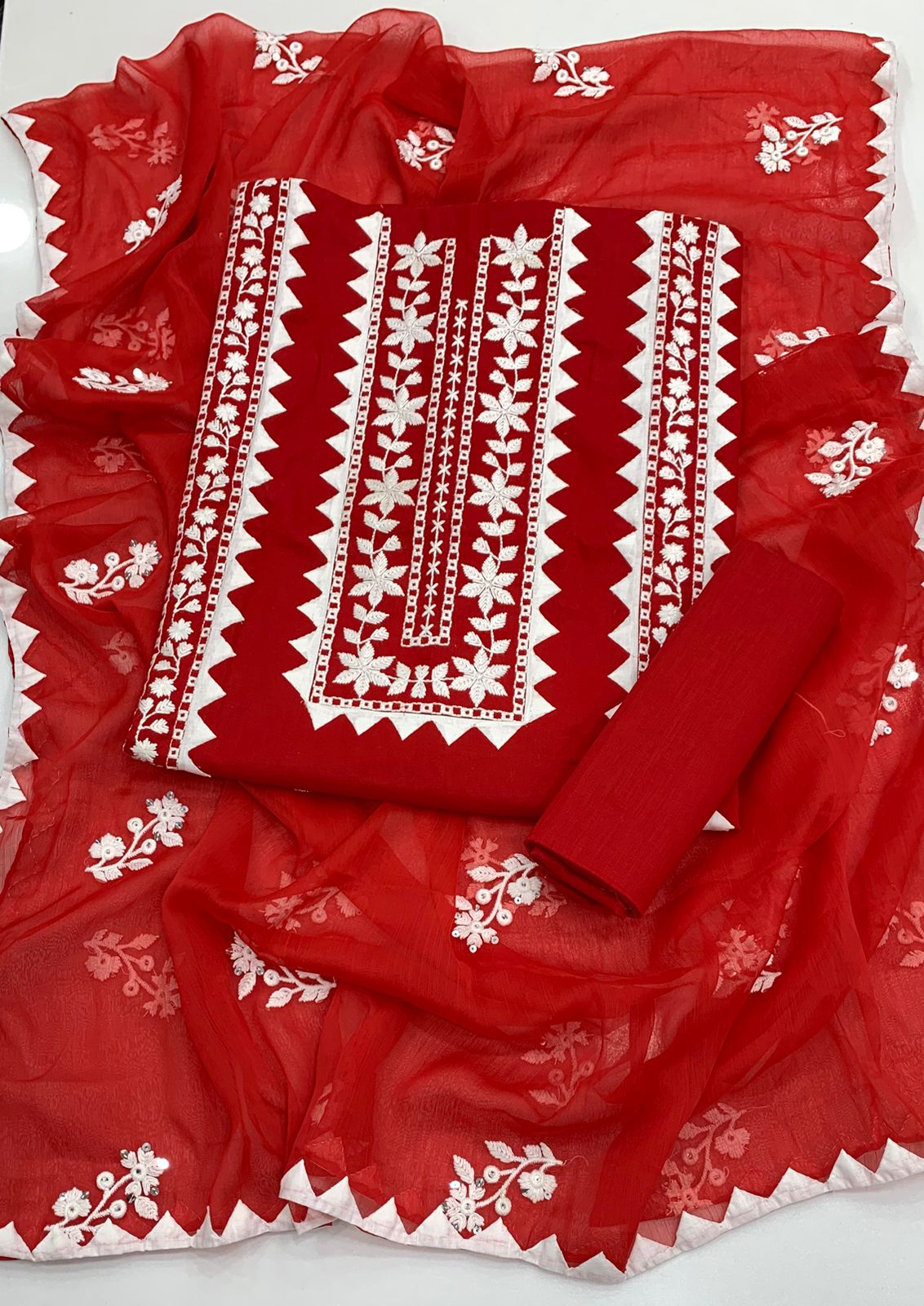 Elegant Applic+Thick Thread Work 3-Piece Cotton Suit