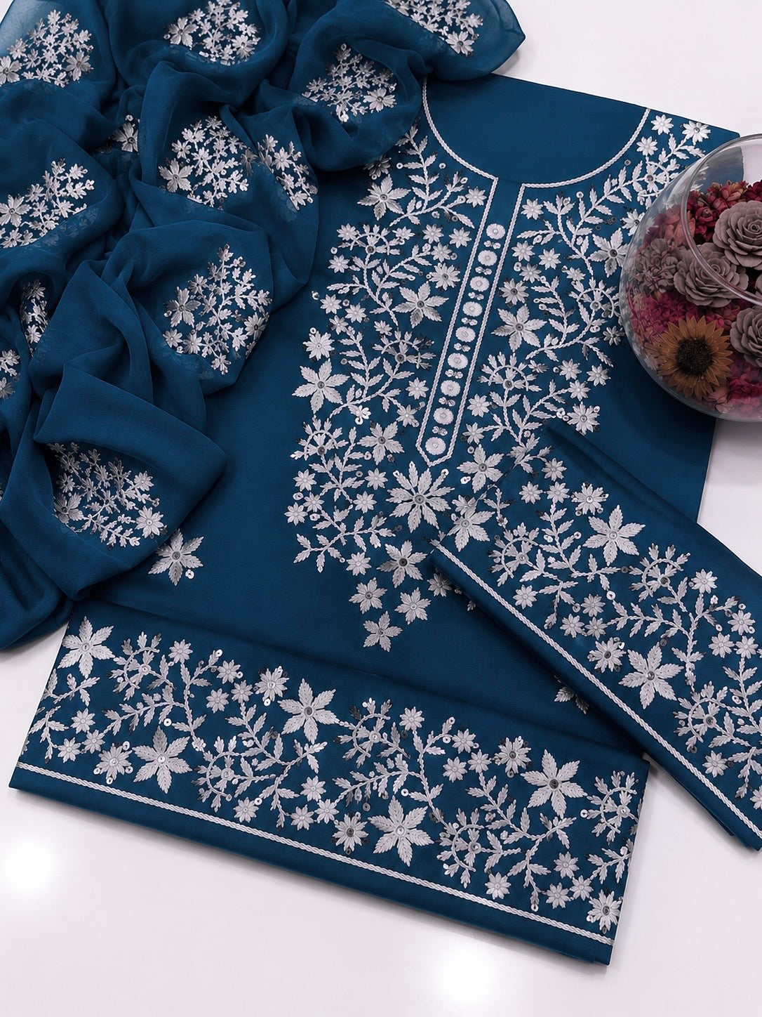 White Thick Thread Sequence Sitara Embroiderd Lawn Cotton With Chiffon Dupatta - 3PC Unstitch Dress 👗
