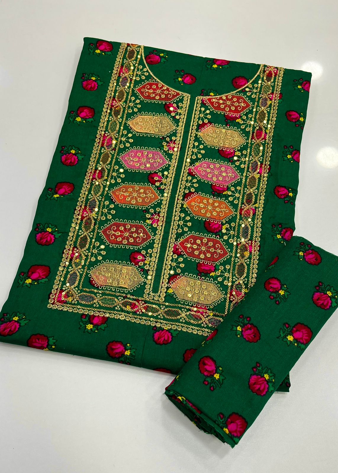 Acrylic Marina Floral Printed 2 Piece Unstitched Suit with Sequence Sitara Work Embroidery