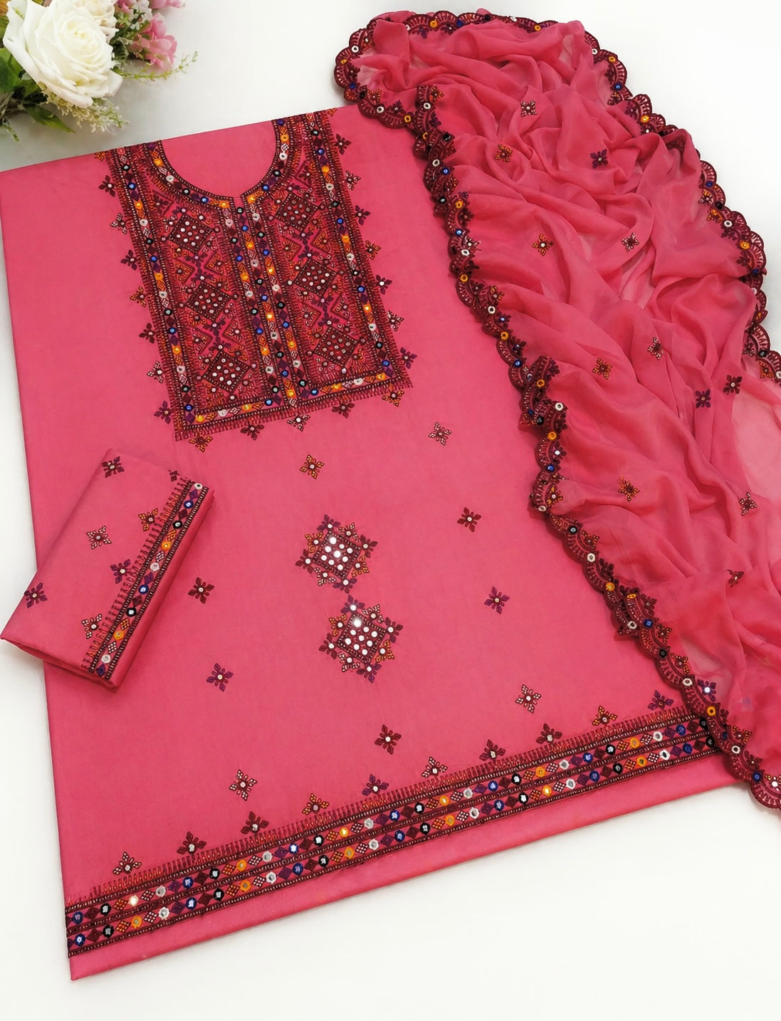 Balochi Thick Thread Sitara Embroidery Lawn Cotton With Chiffon Dupatta - 3PC Unstitch Dress 👗