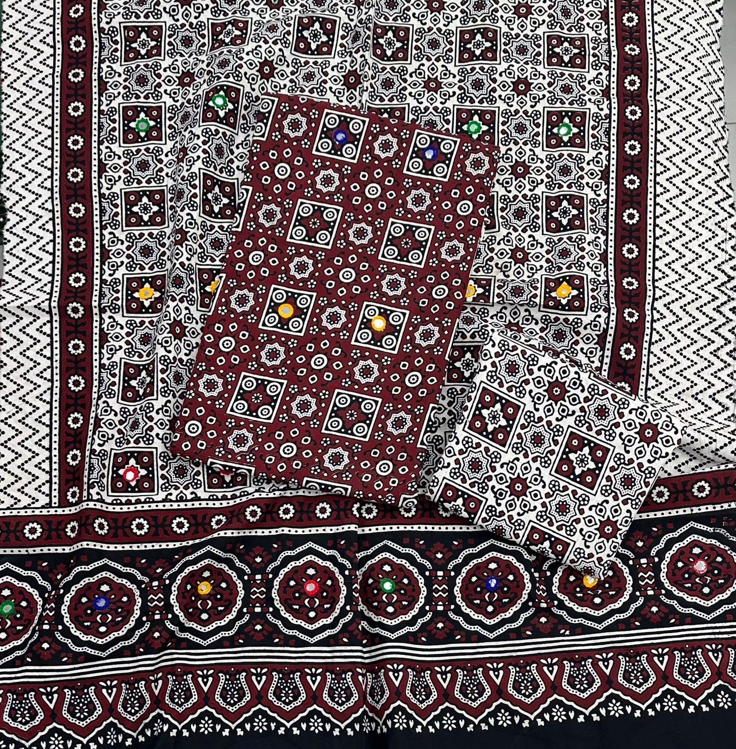 Ajrak Soft Cotton 3-Piece Suit with Multi Sitara Foil Work – Hand-Dyed Traditional Elegance