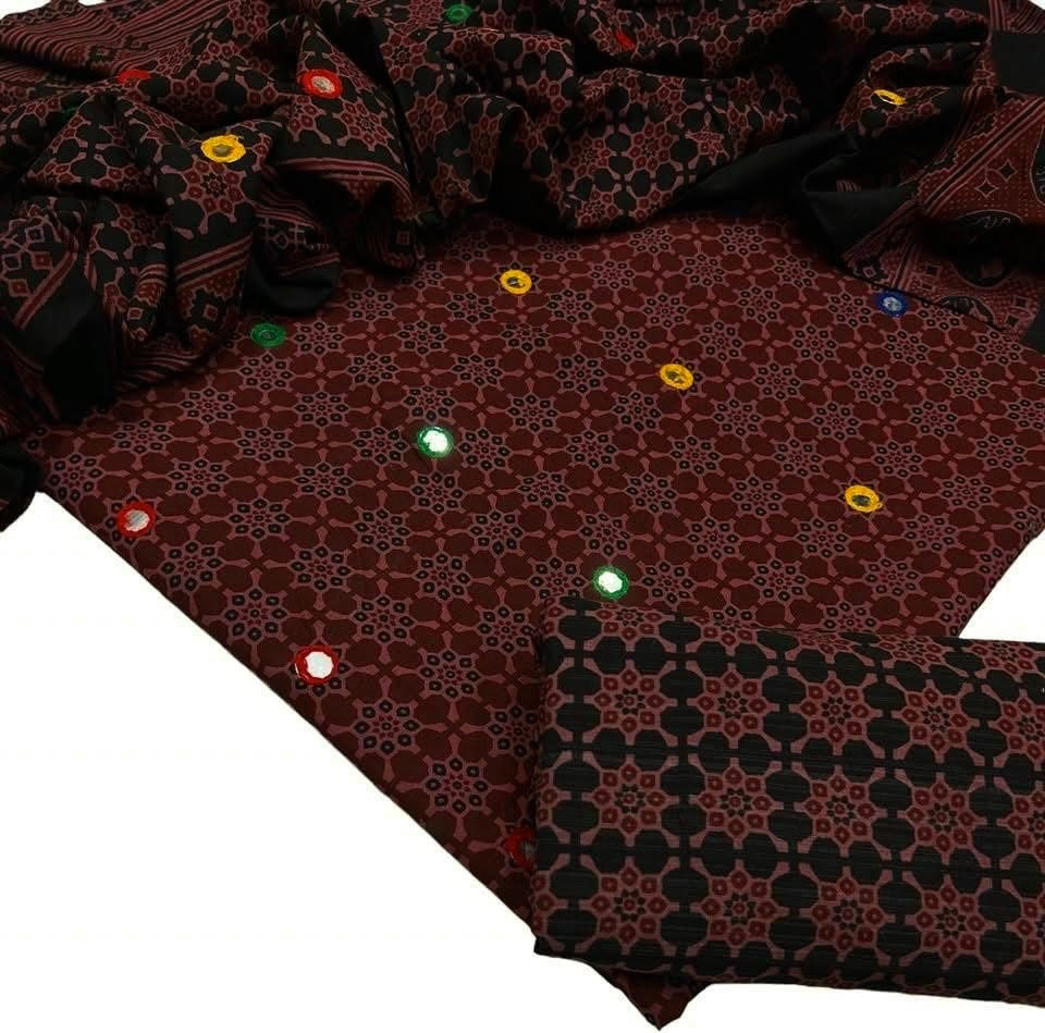 Ajrak Block Print Cotton 3-Piece Suit with Multi Sitara Foil Work – Hand-Dyed Traditional Elegance