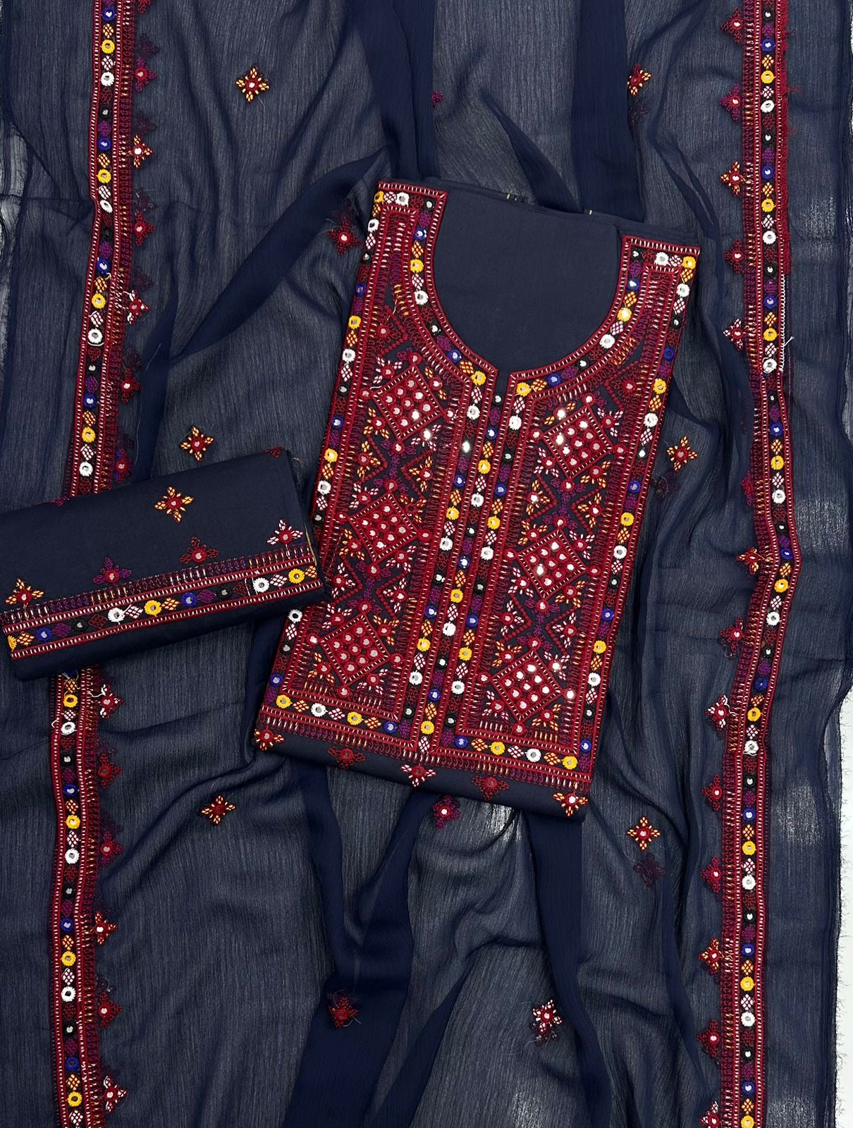 Balochi Thick Thread Work Fancy 3pc Dress 👗