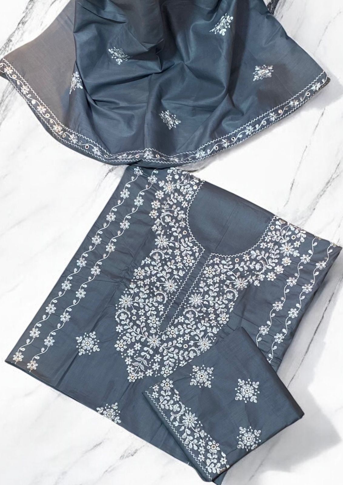 9MM Sitara Pakka Thread Work Style Computer Embroidery 3pc Dress