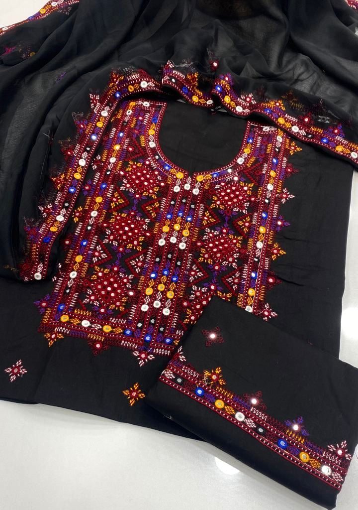 Balochi Thick Thread Work Fancy 3pc Dress 👗