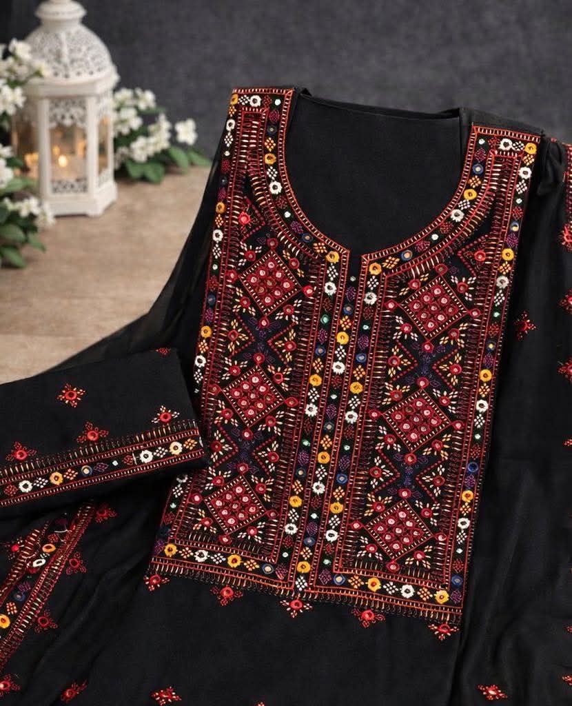 Balochi Thick Thread Sitara Embroidery Lawn Cotton With Chiffon Dupatta - 3PC Unstitch Dress 👗