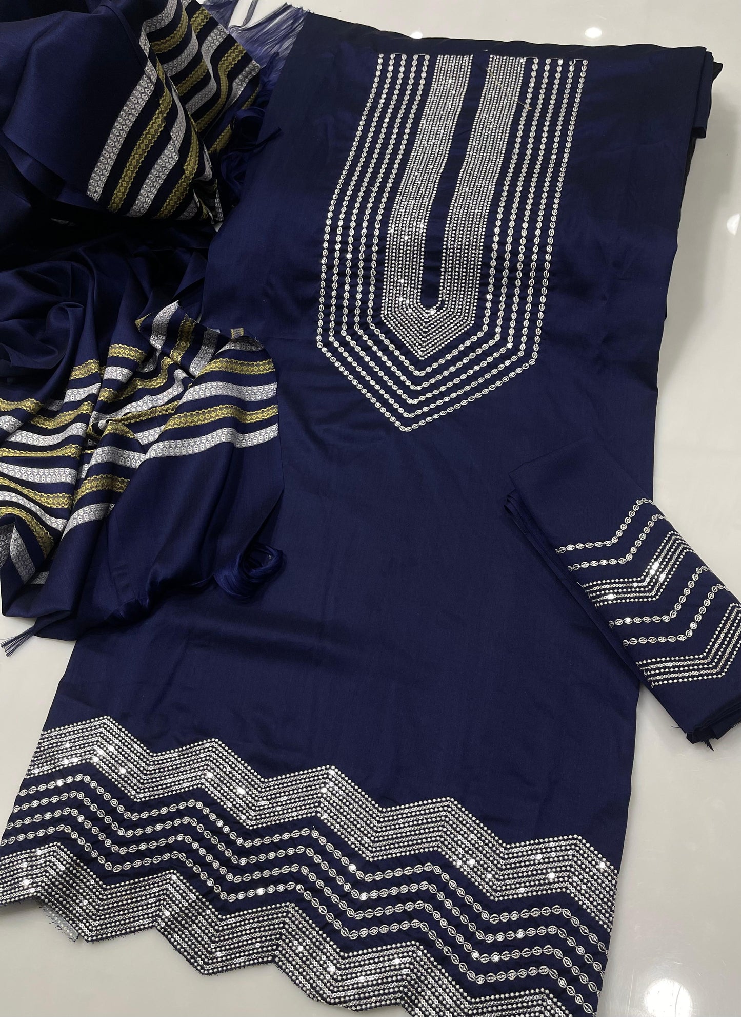 Winter Staple Susi 3-Piece Suit | Sequins Mukesh Work | Premium Thari Jacquard Shawl