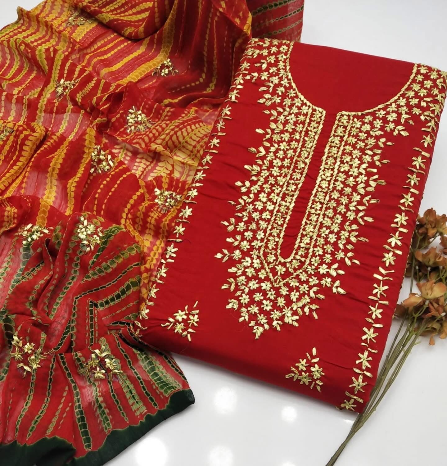 Gotta Work Handmade Lawn Stuff with Chiffon Tie-Dye Dupatta 3PC Unsticthed Dress