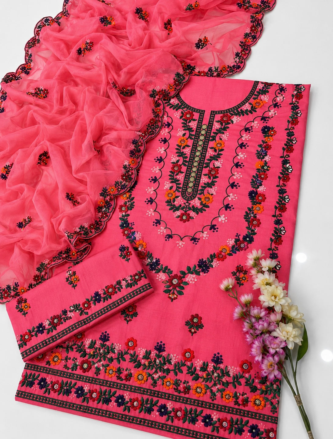 3MM Sequence Sitara Pakka Thread Multi Embroidered Lawn Cotton Suit with Premium Chiffon Cutwork Dupatta – 3PC Unstitched Dress 👗