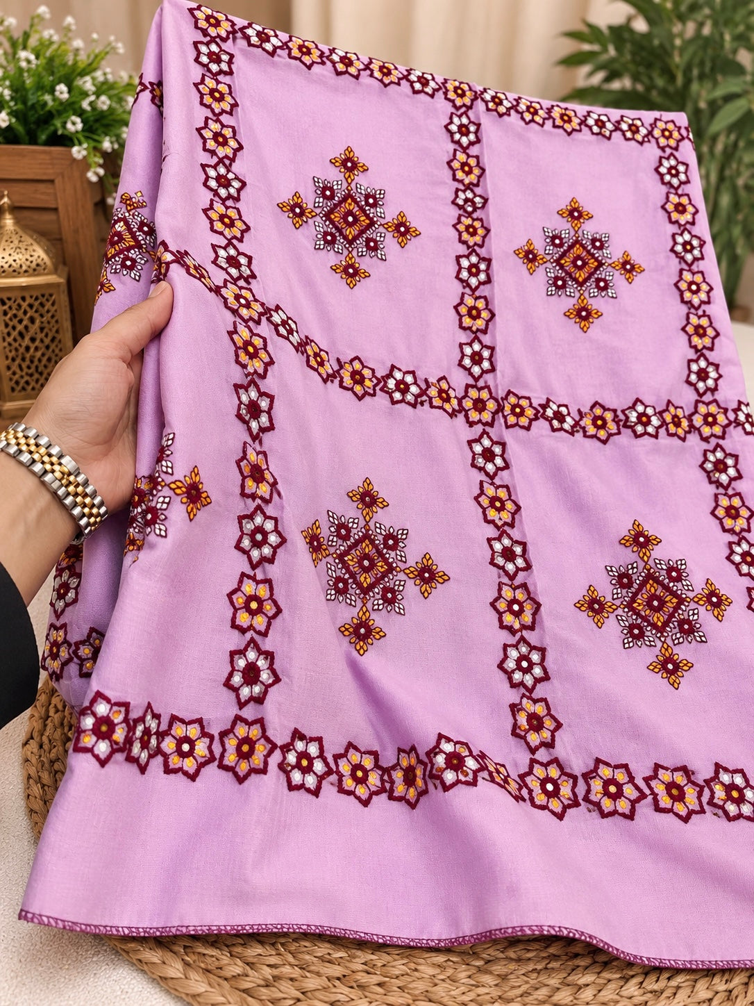 Thick Thread Check Style Full Jaal Sitara Embroidered Balochi Chader | Swiss Lawn