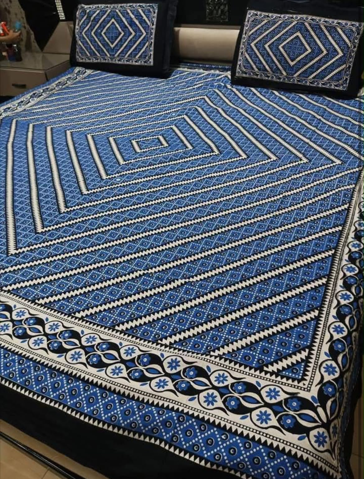 Ajrak Cotton King Size Block Print Bedsheet with 2 Unstitched Pillow Covers