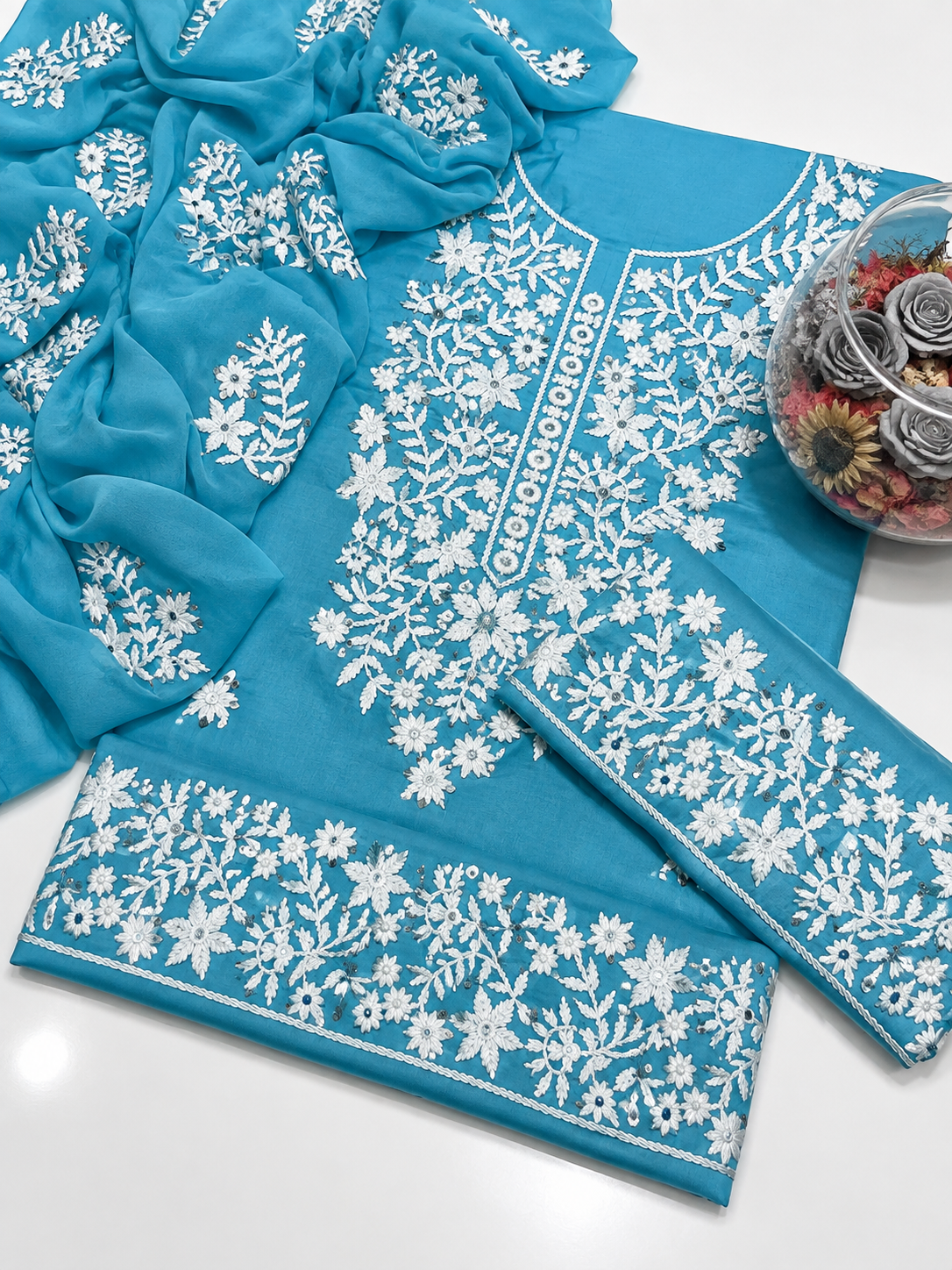 White Thick Thread Sequence Sitara Embroiderd Lawn Cotton With Chiffon Dupatta - 3PC Unstitch Dress 👗