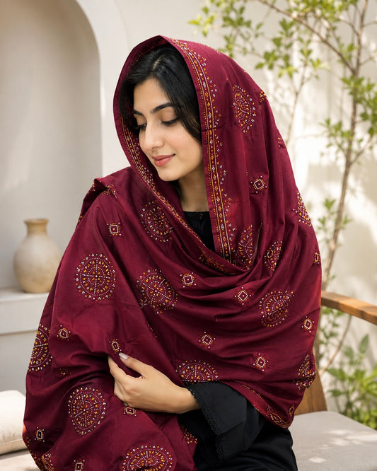Balochi Thick Thread Sitara Bunches Embroidery Work Chader | Swiss Lawn Fabric