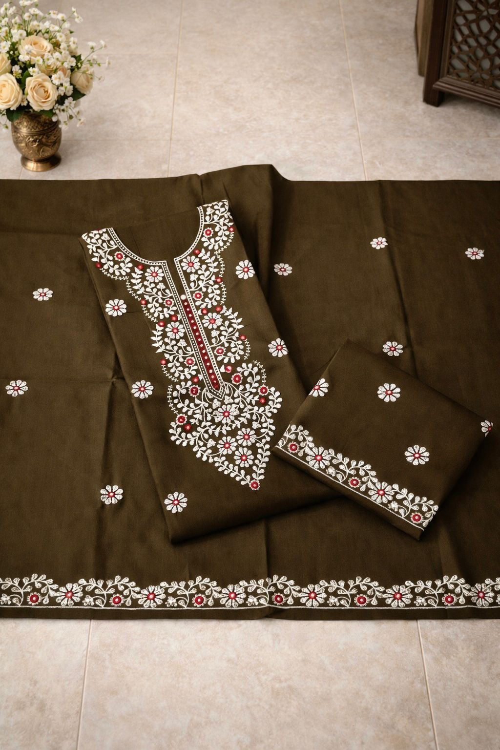 9MM Sitara Pakka Thread Work Embroidery Lawn Cotton Fabric - 3PC Unstitch Dress 👗