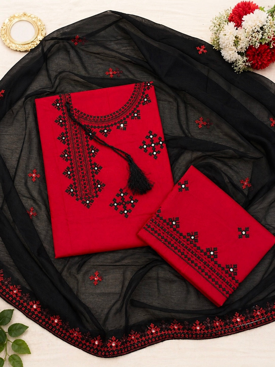 Angrakha Gala Style 9MM Sitara Embroidered Lawn Cotton with Contrast Chiffon Dupatta – 3PC Unstitch Dress 👗
