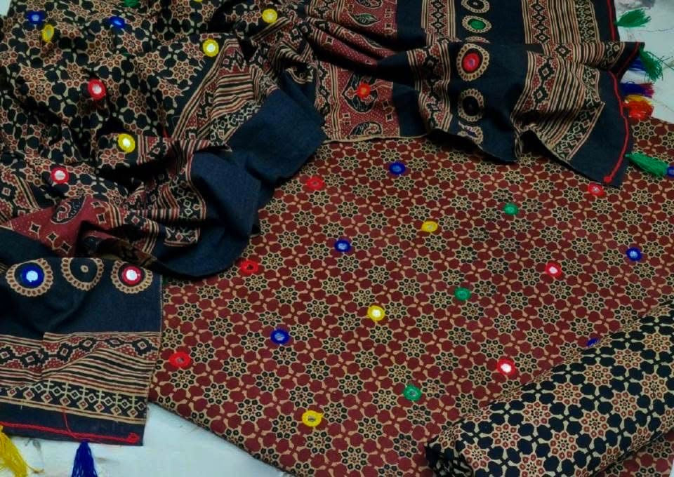 Ajrak Block Print Cotton 3-Piece Suit with Multi Sitara Foil Work – Hand-Dyed Traditional Elegance