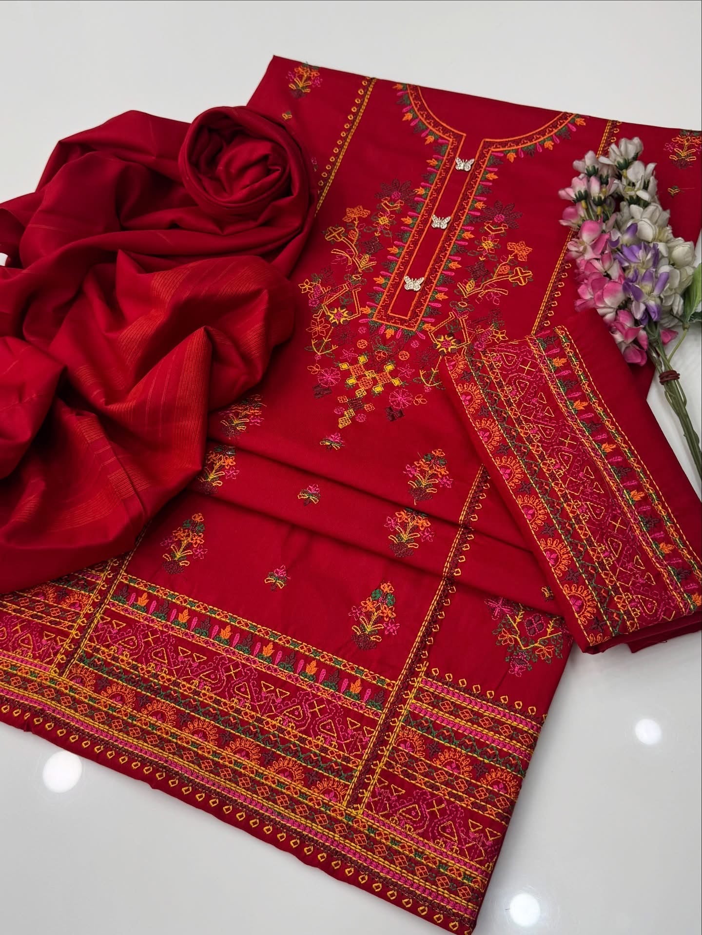 Premium Dhanak 3 Piece Winter Embroidered Suit – Kashmiri Multi Embroidery with Dhanak Velvet Shawl Dupatta