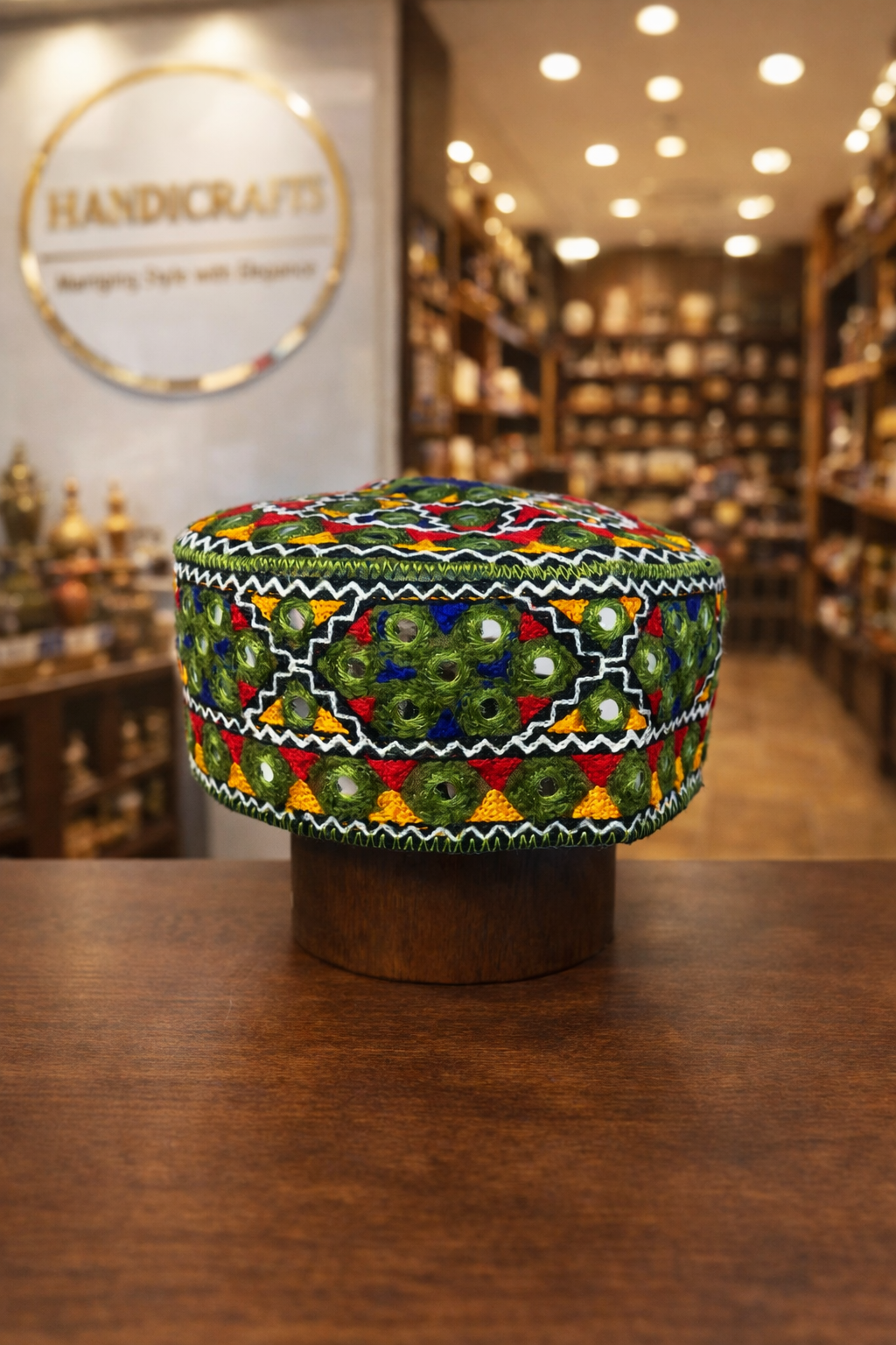 Traditional Sindhi Ladies Cap – Sitara Embroidered Work | Round Shape