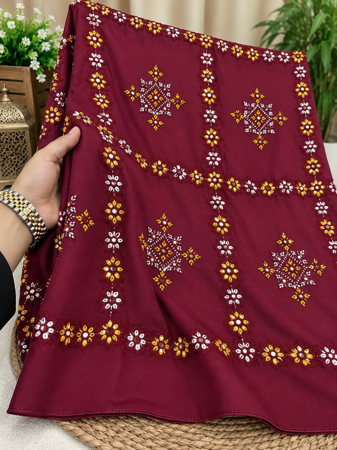 Thick Thread Check Style Full Jaal Sitara Embroidered Balochi Chader | Swiss Lawn