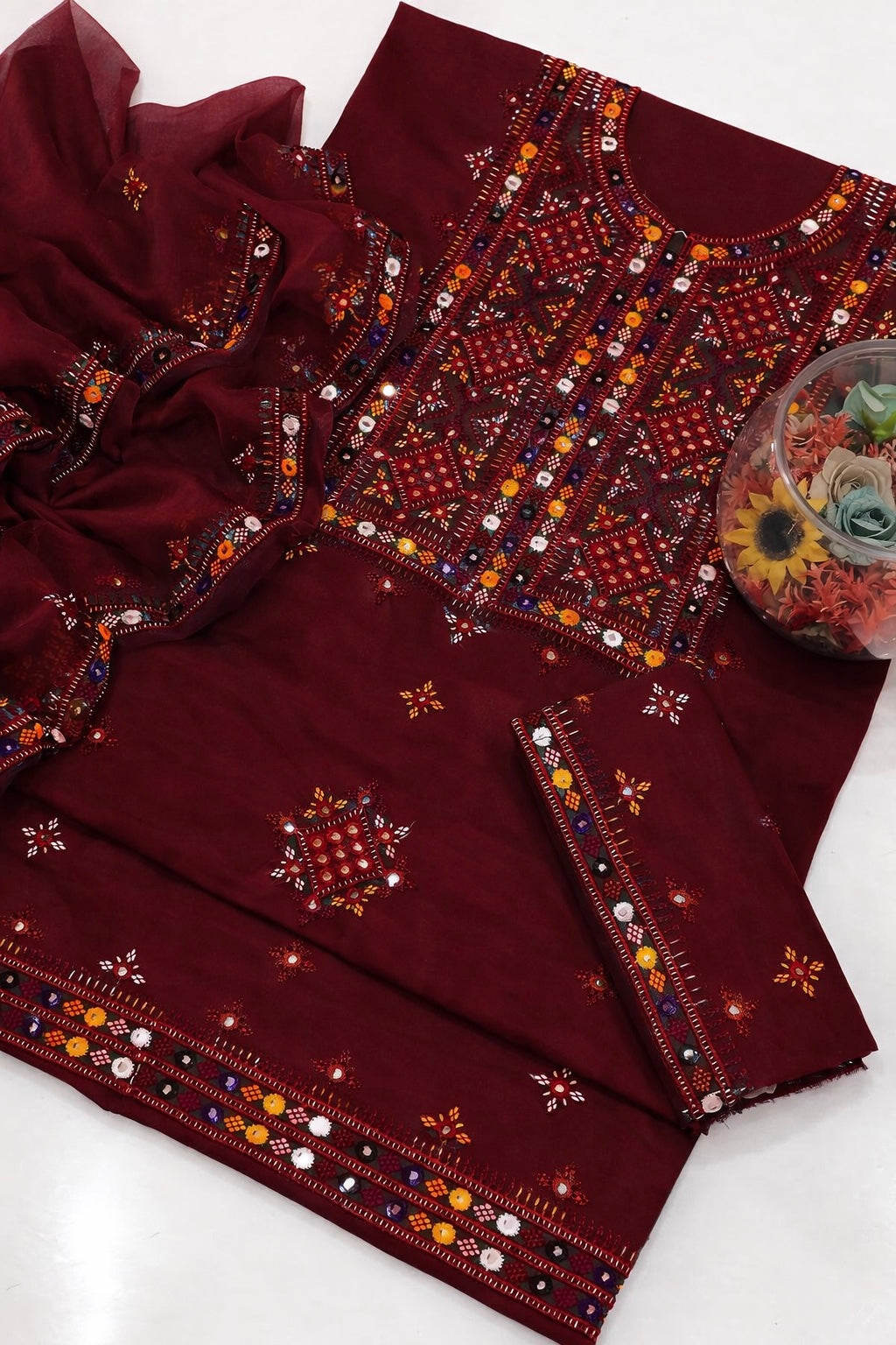 Balochi Thick Thread Sitara Embroidery Lawn Cotton With Chiffon Dupatta - 3PC Unstitch Dress 👗